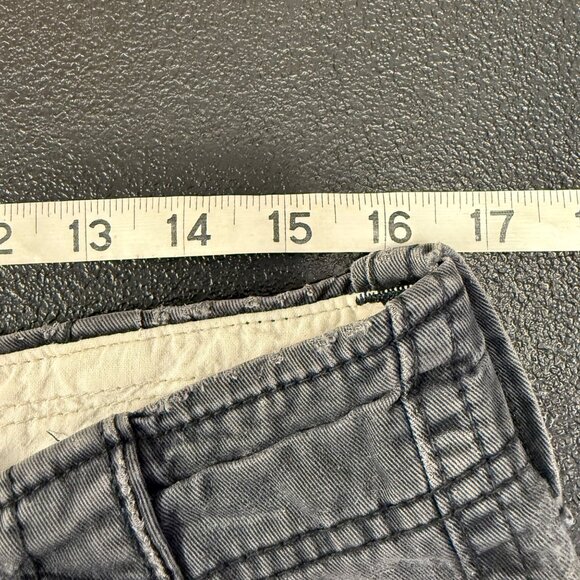 Hollister Mens Cargo Shorts Size 30 Charcoal Gray Grunge Outdoor Y2K Utility - Picture 3 of 9